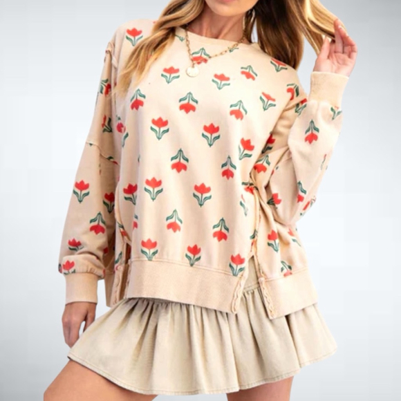 Easel Tops - Easel Vintage Floral Print Sweatshirt in Apple Green Size S